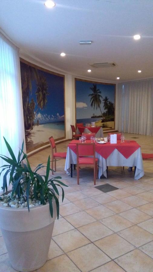 Hotel Minerva Brindisi Exterior foto