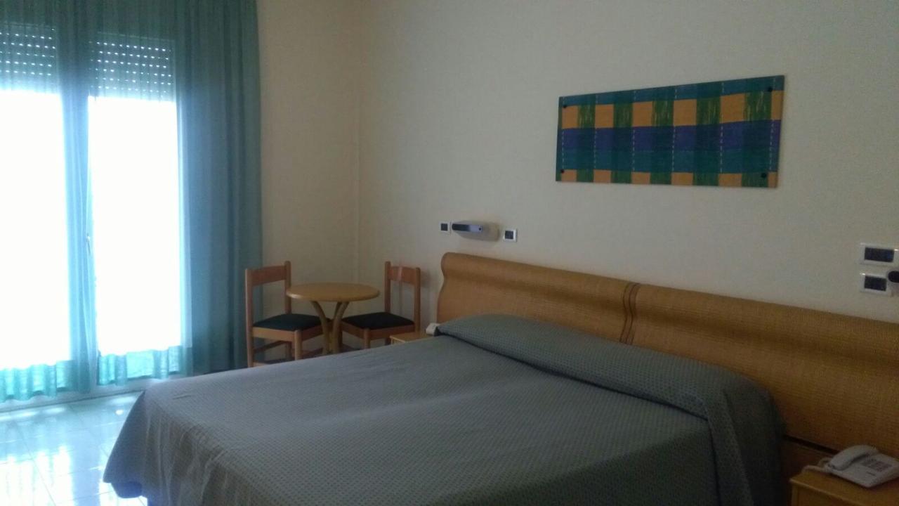 Hotel Minerva Brindisi Exterior foto