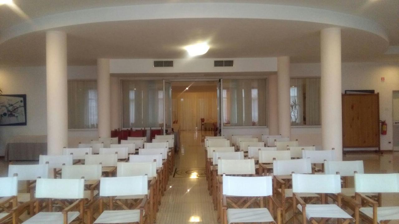 Hotel Minerva Brindisi Exterior foto