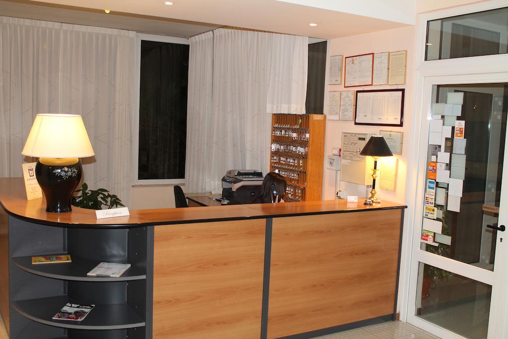 Hotel Minerva Brindisi Exterior foto